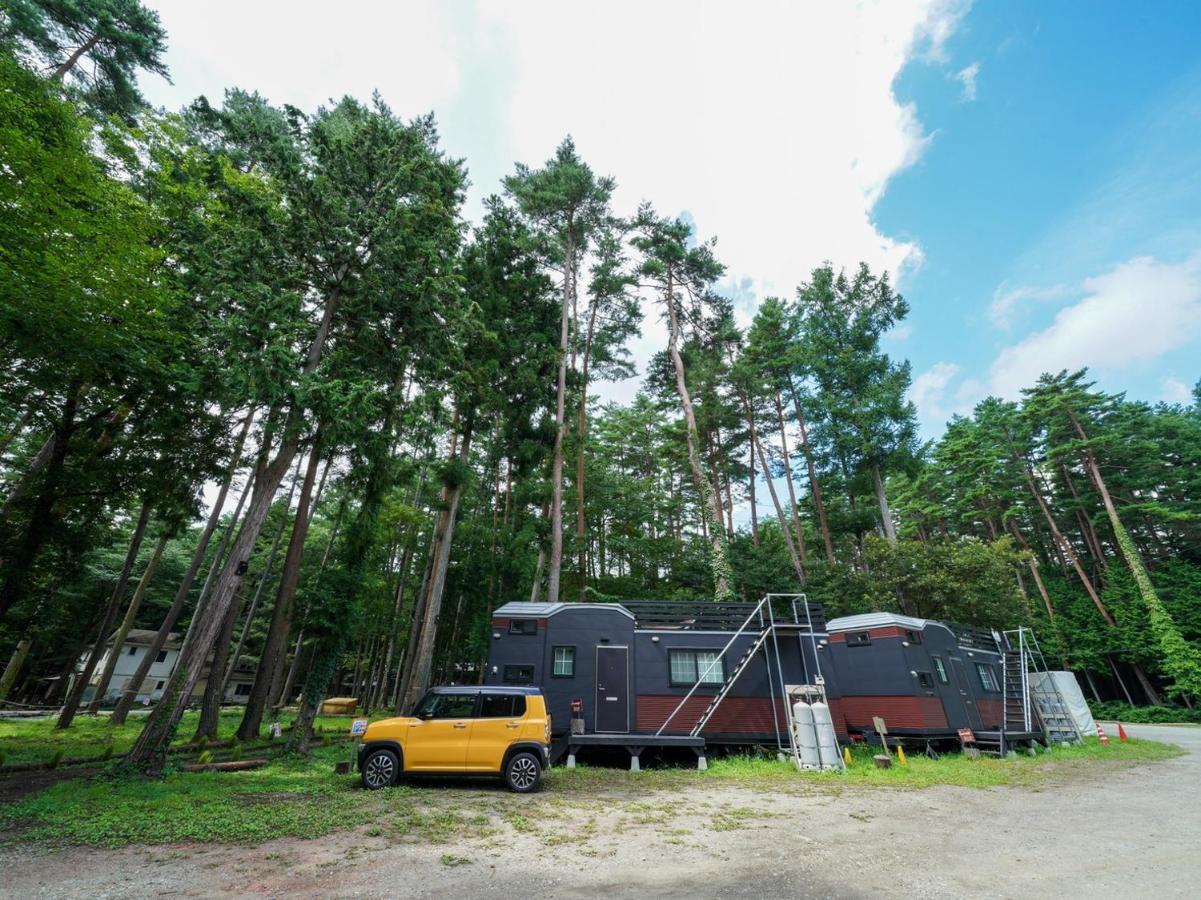 ホテル 森と湖の楽園ｗorkshopｃampｒesort 富士河口湖町 エクステリア 写真